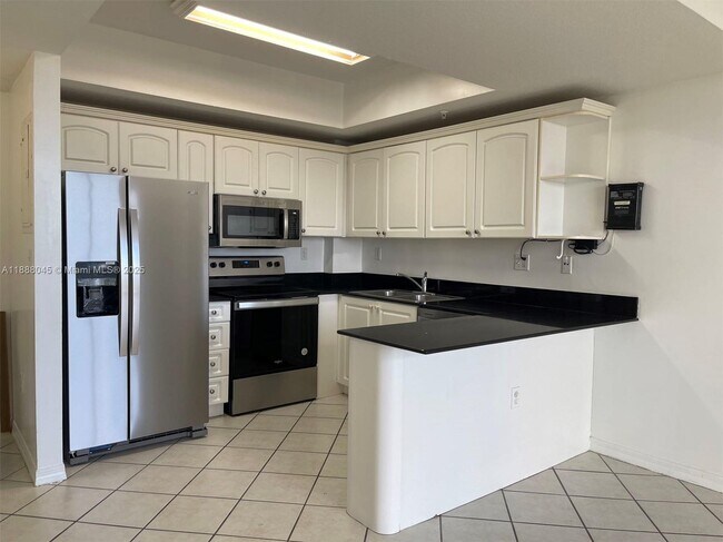 Foto del edificio - 3500 Coral Wy