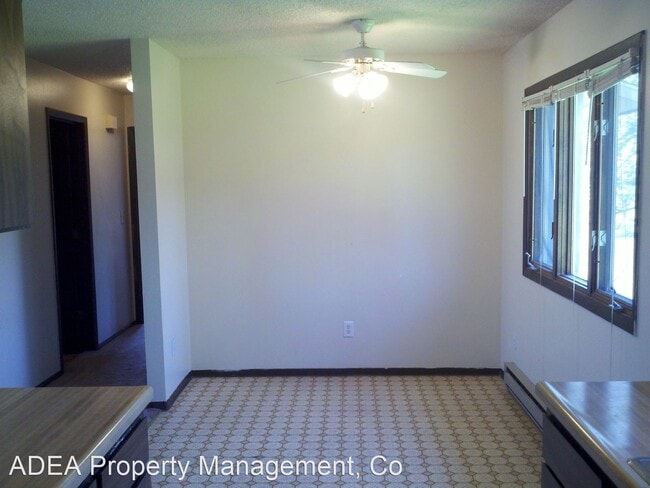 Building Photo - 2405 Arcadia Dr