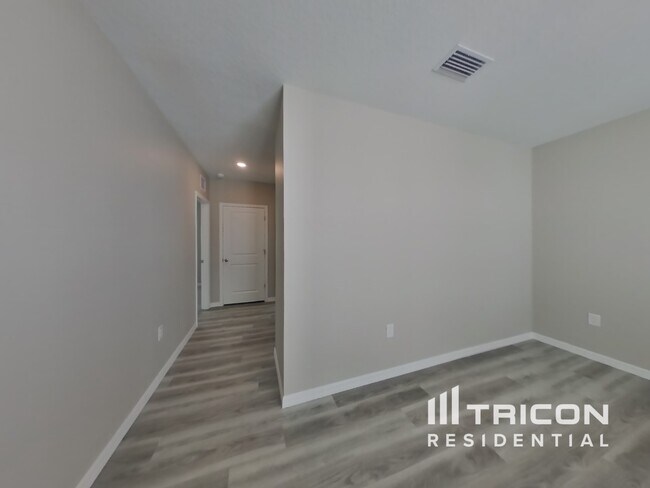 Foto del edificio - 6923 Broad River Ave