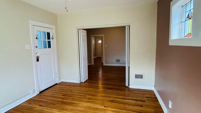 Building Photo - 5225 Bancroft Ave