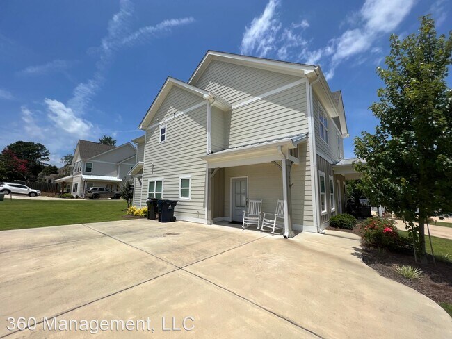 Foto del edificio - 3 br, 3 bath House - 737 Northern Village Ct