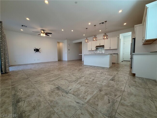Foto del edificio - 313 Meadow Brush Pl