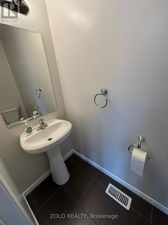 Photo du bâtiment - 750 Lawrence St