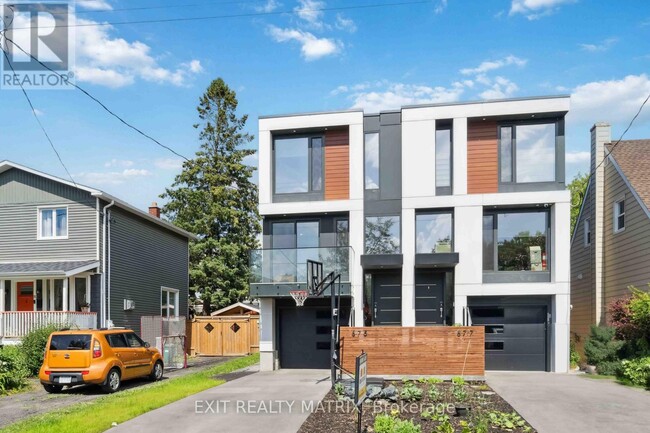 Building Photo - 675 Cole Ave S