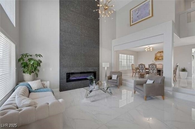 Foto del edificio - 442 Staghorn Pass Ave