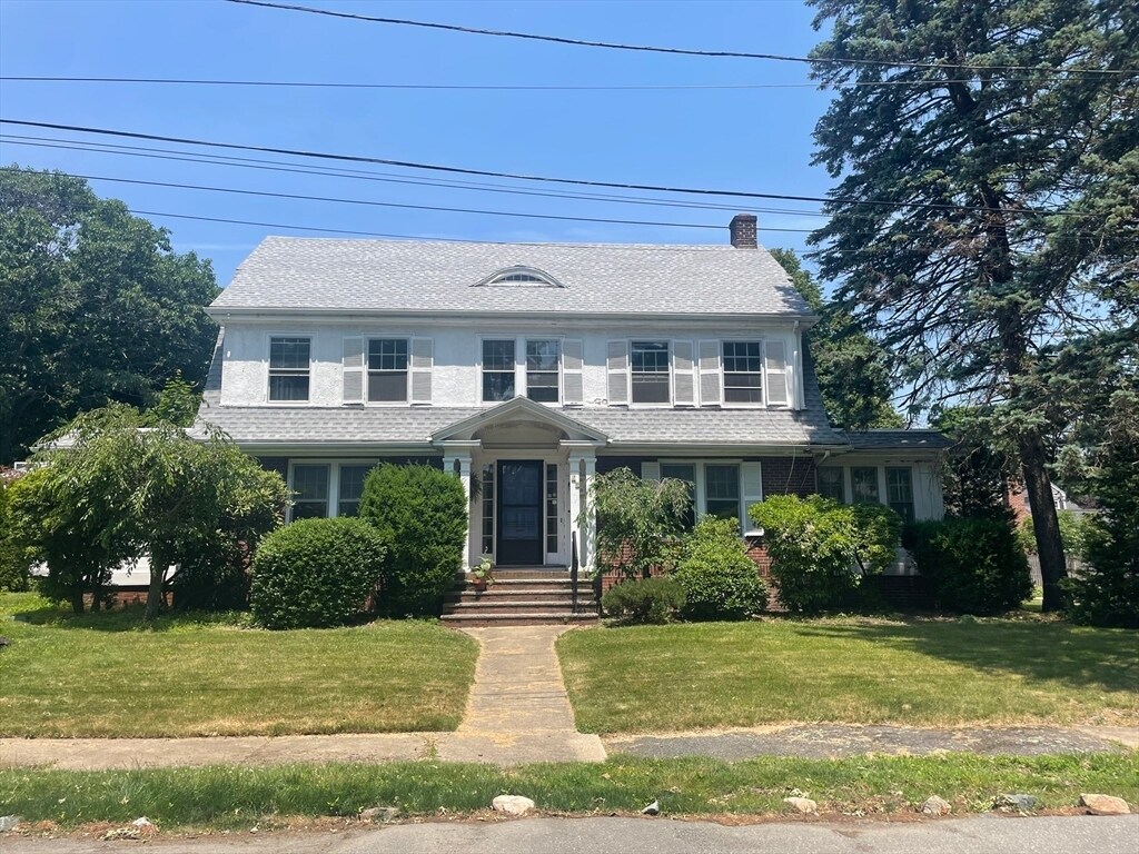 26 Lawrence Rd Unit 1, Swampscott, MA 01907 Condo for Rent in