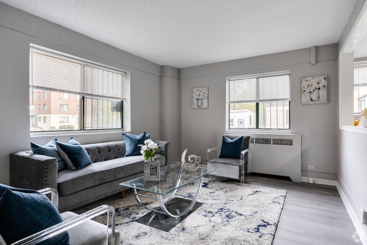 Regency Village - Regency Village