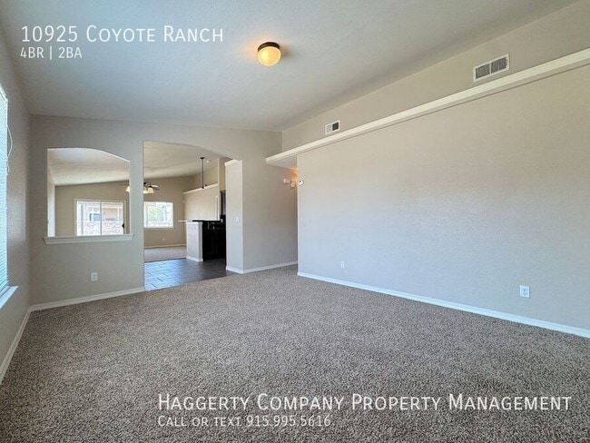 Building Photo - 10925 Coyote Ranch Ln