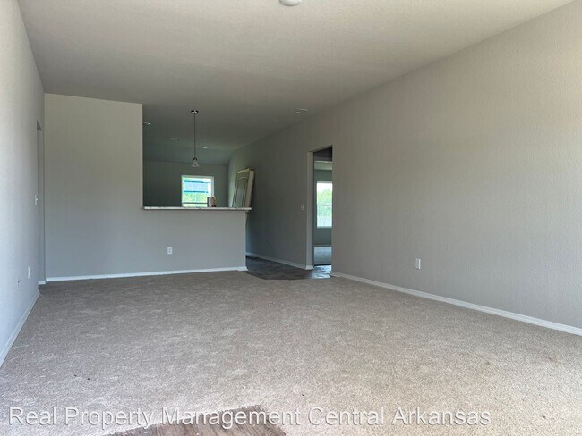 Building Photo - 4 br, 2 bath House - 118 Angel Circle
