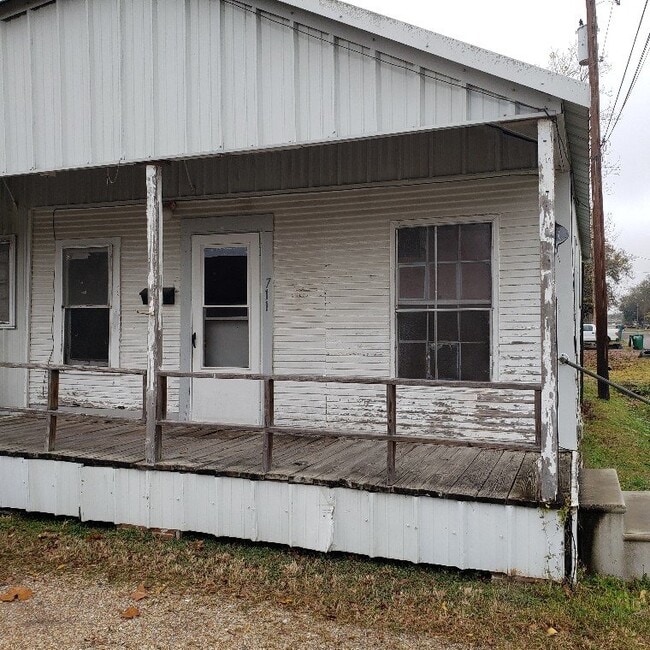 Building Photo - 2-Bedroom Duplex in Rayne, LA