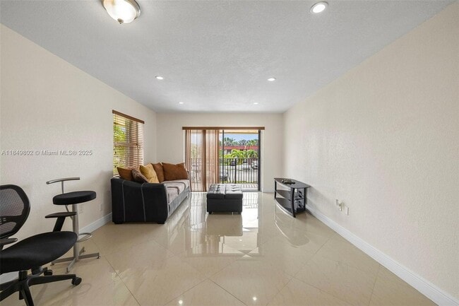 Building Photo - 10401 SW 108th Ave
