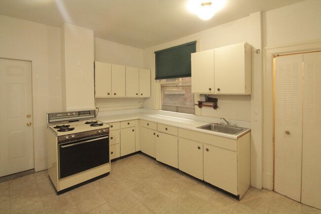 Building Photo - 701 Mifflin Ave