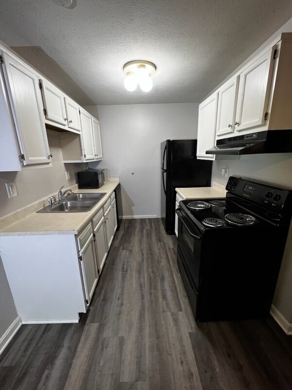 6512 Six Mile Ln Unit 6, Louisville, KY 40218 Condo for Rent in