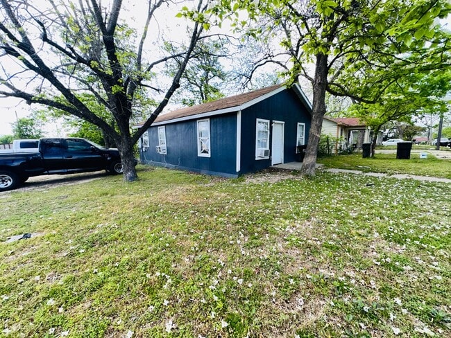 Building Photo - Affordable 3 bedroom/1 bathroom house in Temple