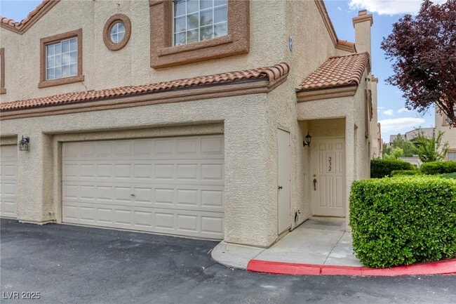 Building Photo - 8301 Boseck Dr
