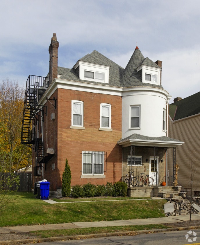 Primary Photo - 6017 Stanton Ave