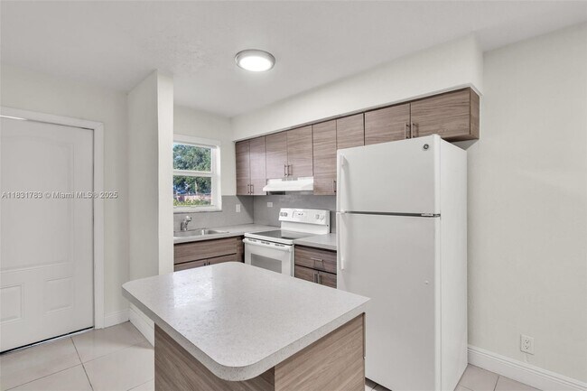 Foto del edificio - 6034 Arthur St