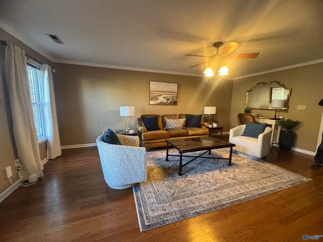 Foto del edificio - 6928 Steeplechase Dr NW