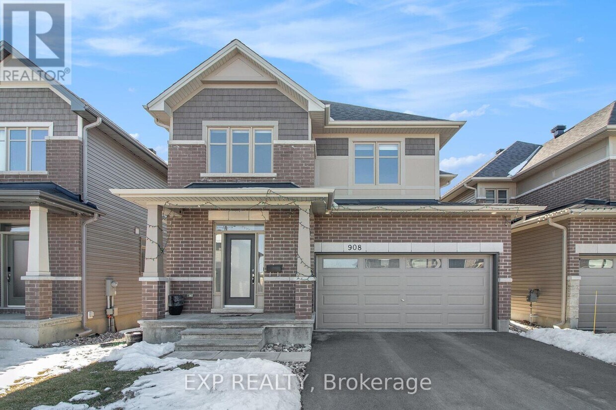 Photo principale - 908 Embankment St