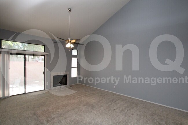 Building Photo - 1005 W Antilles Dr