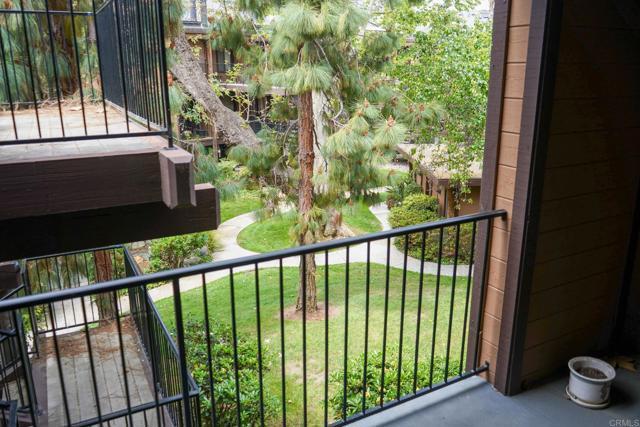 Building Photo - 4009 Canario St