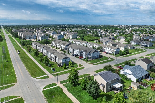 Aerial Photo - Ledgestone Townhomes