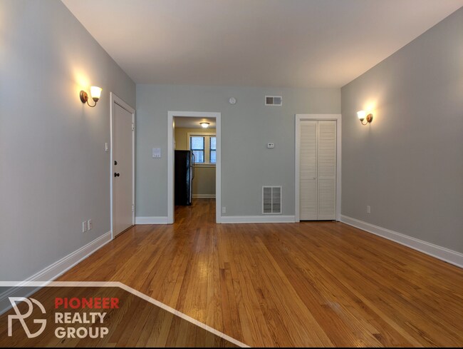 Foto del edificio - 4106 N Ashland Ave