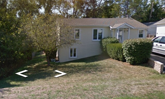 Primary Photo - 10 Meadow Ln