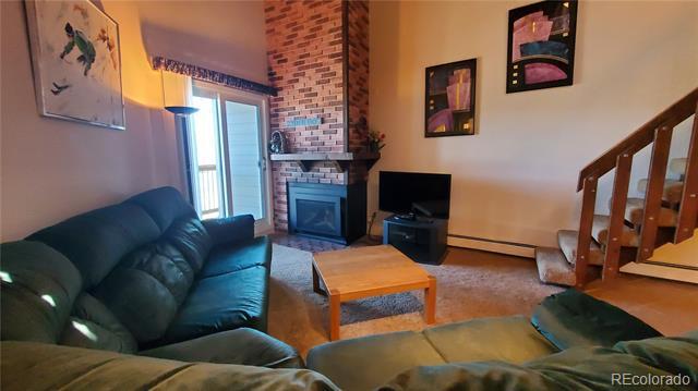 Building Photo - 2400 Lodgepole Cir