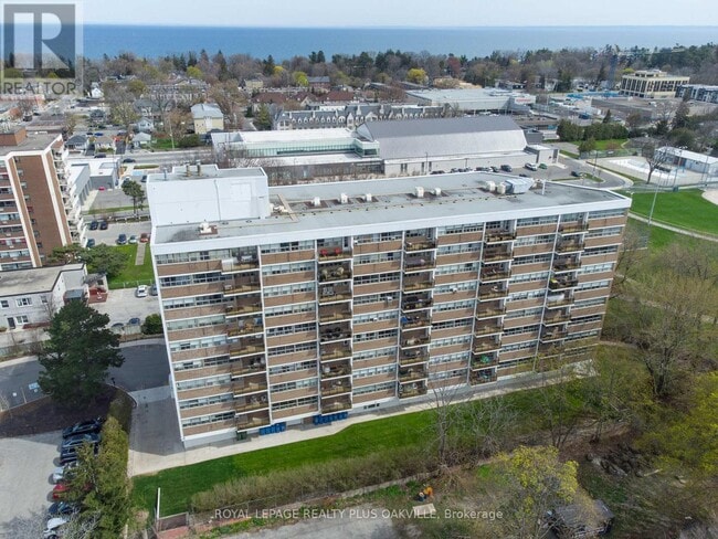 Building Photo - 212 Kerr St