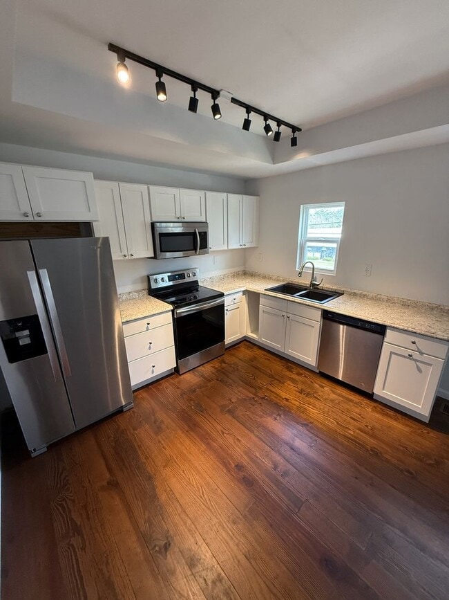 Foto del edificio - New Resident Special! ONE MONTH FREE! Conv...