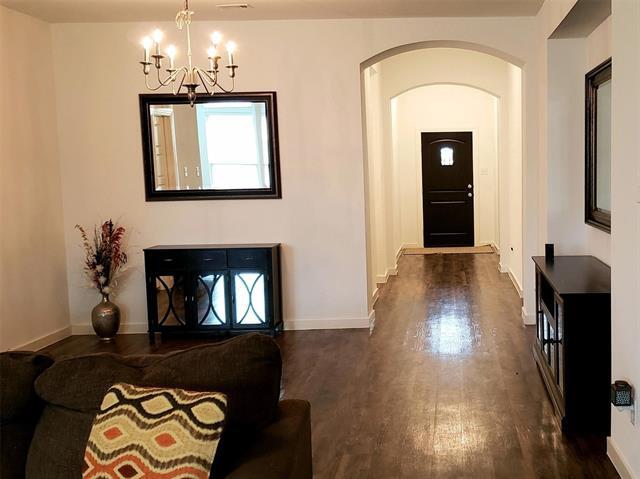 Foto del edificio - 1532 Calcot Ln