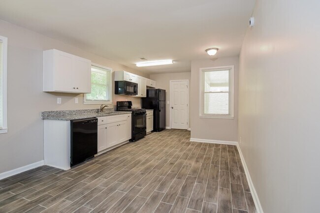 Building Photo - 2830 Foxlair Trail