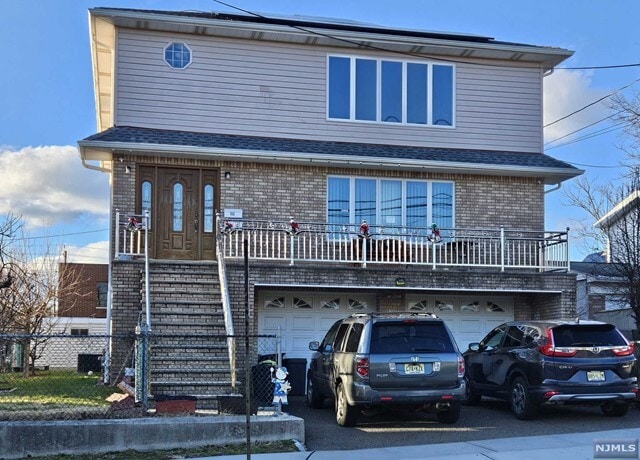 Primary Photo - 149 Humboldt St