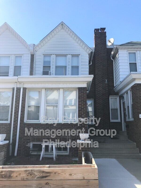 Photo - 618 Gerhard St