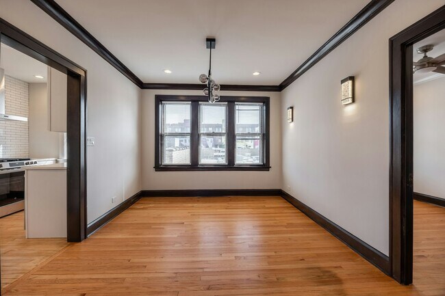 Foto del edificio - 6411 N Talman Ave