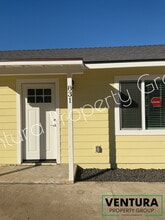 Building Photo - 831 S E St