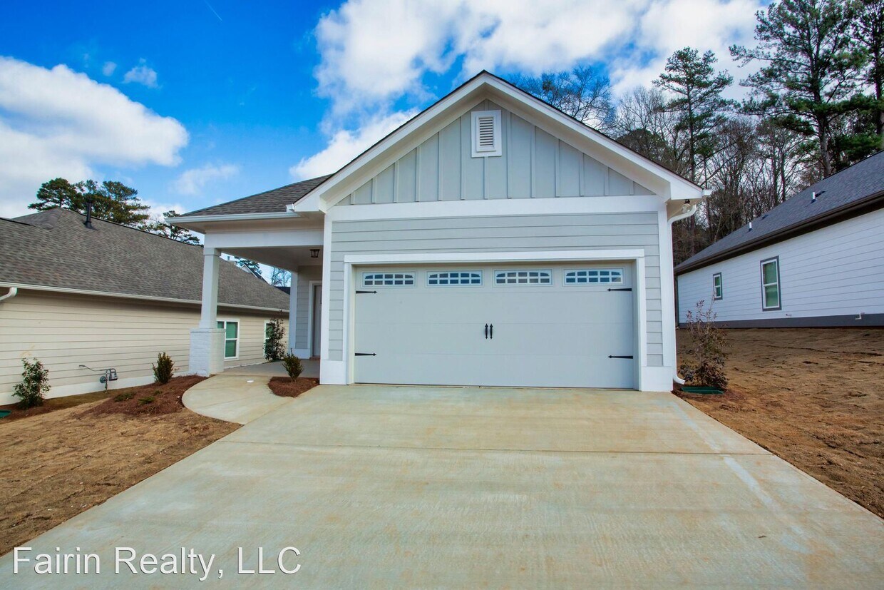 Foto principal - 3 br, 2 bath House - 4025 Ashley Drive