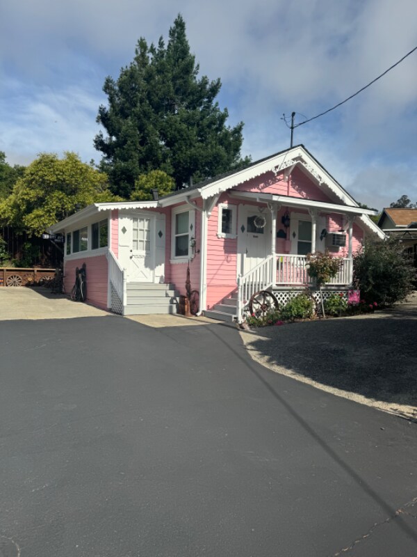 Primary Photo - 205 Saranap Ave