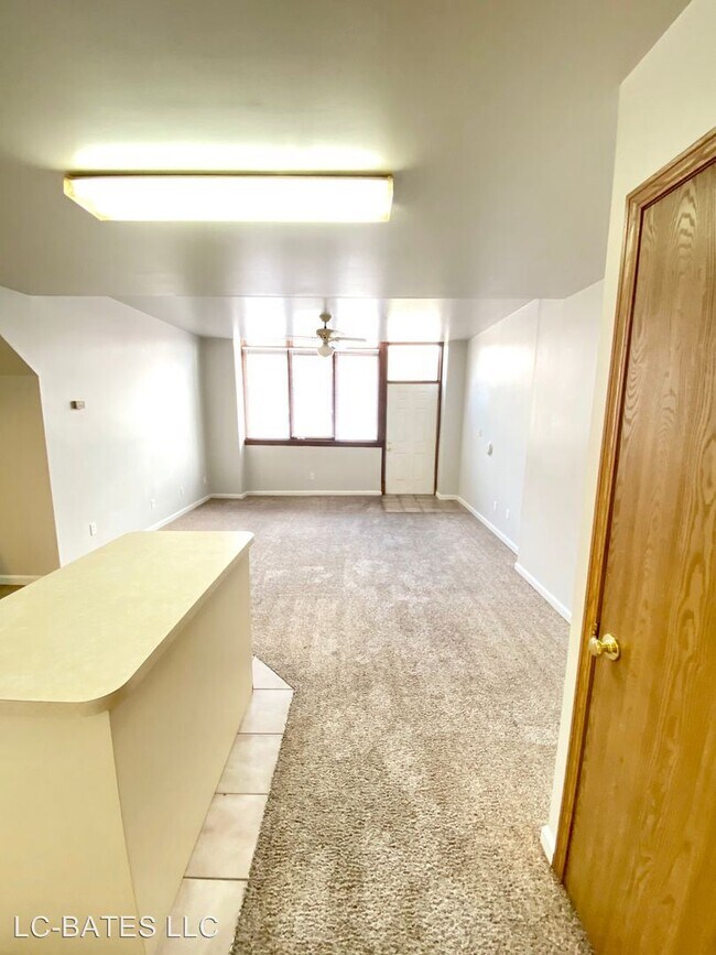 1000 Bates St, St. Louis, MO 63111 Room for Rent in St. Louis, MO