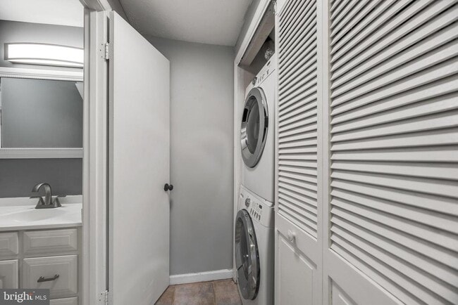 Building Photo - 1592 Lodge Pole Ct