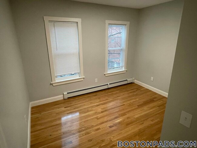 Foto del edificio - 1922 Columbus Ave