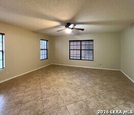 Foto del edificio - 2327 Stallion Run