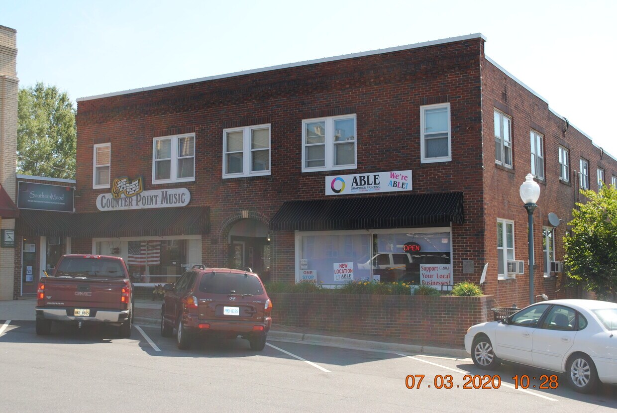 50 Court Sq Unit 524, Mocksville, NC 27028 Apartments in Mocksville