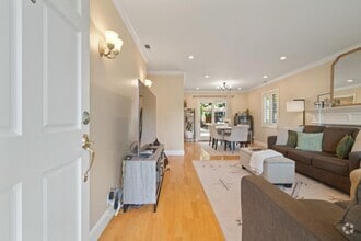 Building Photo - 3172 Morris Dr