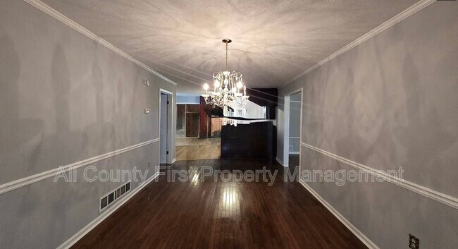 Foto del edificio - 2626 Fairview Rd