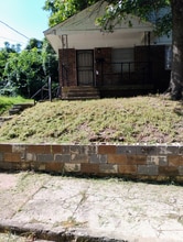 Building Photo - 509 E Alston Ave