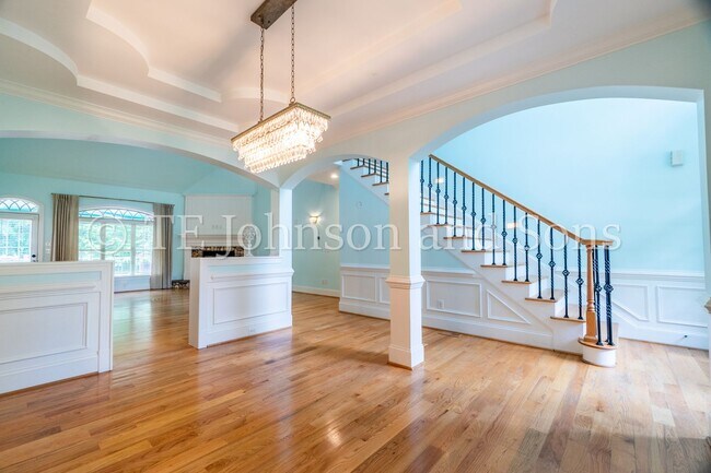 Foto del edificio - Luxury Living in Lewisville