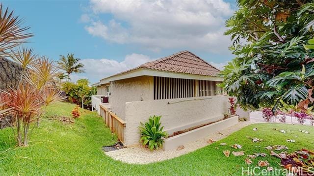 Building Photo - 989 Kaluanui Rd