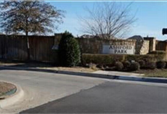 Building Photo - 12100 Bellegrove Rd